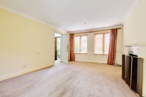 Sitting Room- click for photo gallery